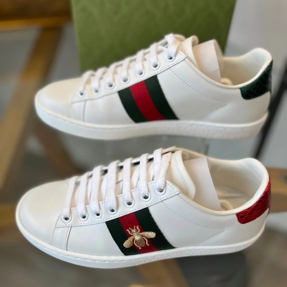 Gucci Ace ( Bee) Sneakers - Near new 10/10 - Picture 1 of 5